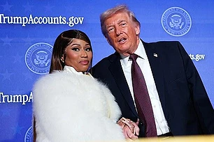 Ники Минаж рассказала, что получила подписанную Библию от Дональда Трампа, и с восторгом заявила, что это ‘один из самых значимых подарков’, которые она когда-либо получала