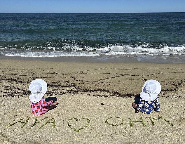 Хилари Суонк поделилась милым моментом из своего отпуска в Уистлере