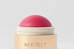 Звездные секреты естественной красоты: какие средства выбирают селебрити?