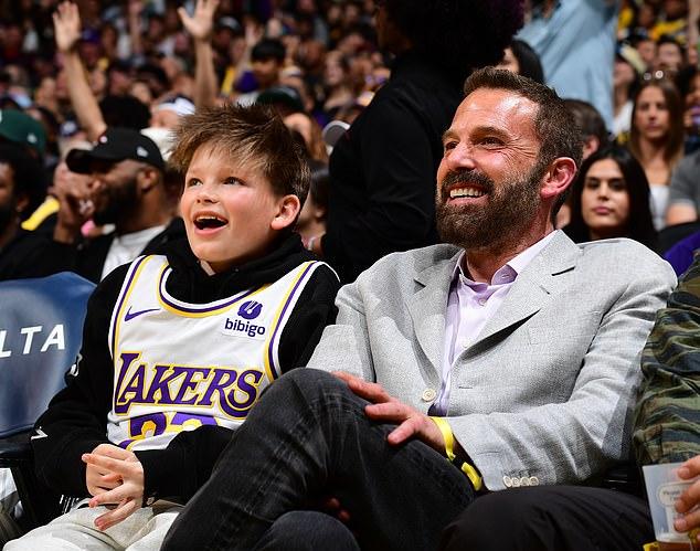 Дженнифер Гарнер рассказала о трудностях совместного воспитания детей