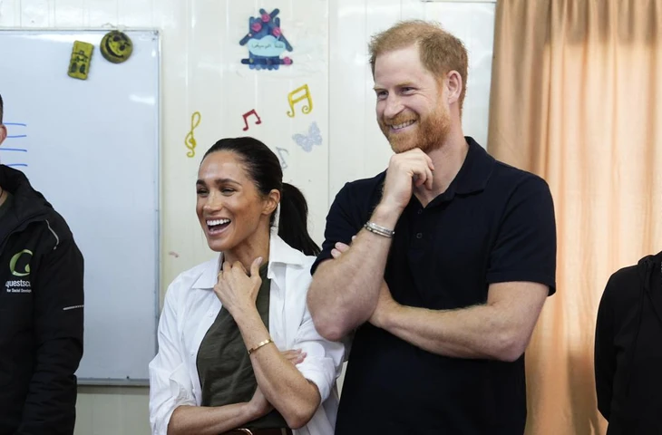 Меган Маркл и принц Гарри прибыли в Иорданию в первый день своего неожиданного визита в страну