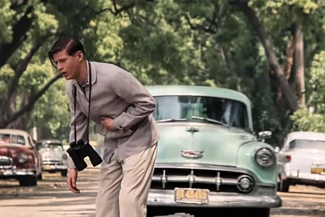 Криспин Гловер обвинен бывшей девушкой, упоминаемой как Джейн Доу, в нападении, мошенничестве, незаконном выселении, злоумышленном преследовании, умышленном причинении эмоциональных страданий и нарушении законодательства о вредоносных действиях