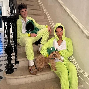 Круз Бекхэм назвал «Главу группы Spice» Джеки Апостол причиной успеха своей группы, признавшись, что его девушка является «движущей силой» его карьеры