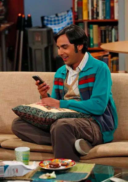 Звезда сериала «Теория большого взрыва» анонимно оплачивает медицинские счета незнакомцев