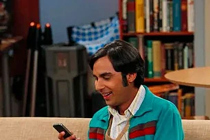 Звезда сериала «Теория большого взрыва» анонимно оплачивает медицинские счета незнакомцев