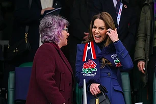 Кейт Миддлтон впервые появилась на публике после ареста принца Эндрю: принцесса сохраняет спокойствие на фоне кризиса в монархии