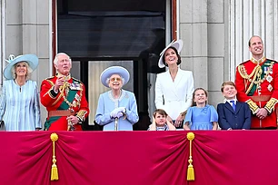 Бывшая горничная Букингемского дворца рассказала о характерах членов британской королевской семьи