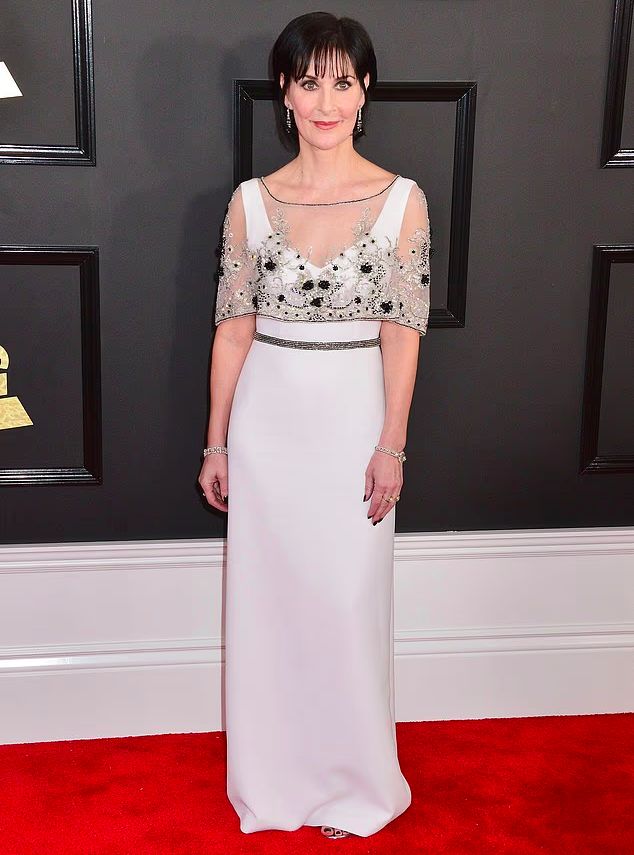 Почему Эния продала 80 миллионов альбомов и навсегда спряталась от мира