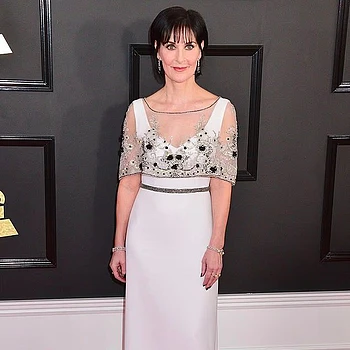 Почему Эния продала 80 миллионов альбомов и навсегда спряталась от мира