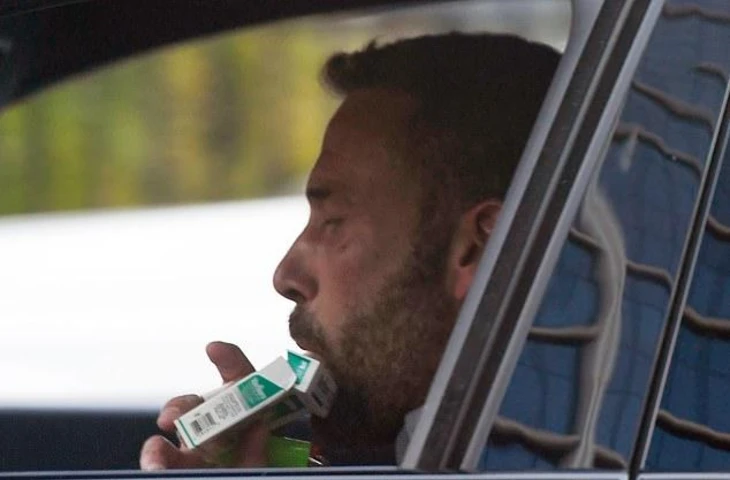 Бен Аффлек совершил необычный поступок за рулем своего автомобиля в четверг