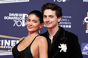 Кайли Дженнер и Тимоти Шаламе продемонстрировали нежные чувства на этой неделе в Беверли-Хиллз