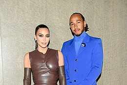 Ким Кардашьян и Льюис Хэмилтон поделились снимками из своего отдыха в США, раскрывая влияние звезды фитнеса на чемпиона Формулы-1