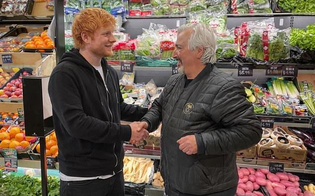 Эд Ширан стал жертвой неоднозначного тренда с ИИ во время своего недавнего турне по Австралии