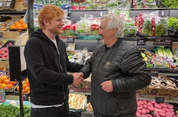 Эд Ширан стал жертвой неоднозначного тренда с ИИ во время своего недавнего турне по Австралии