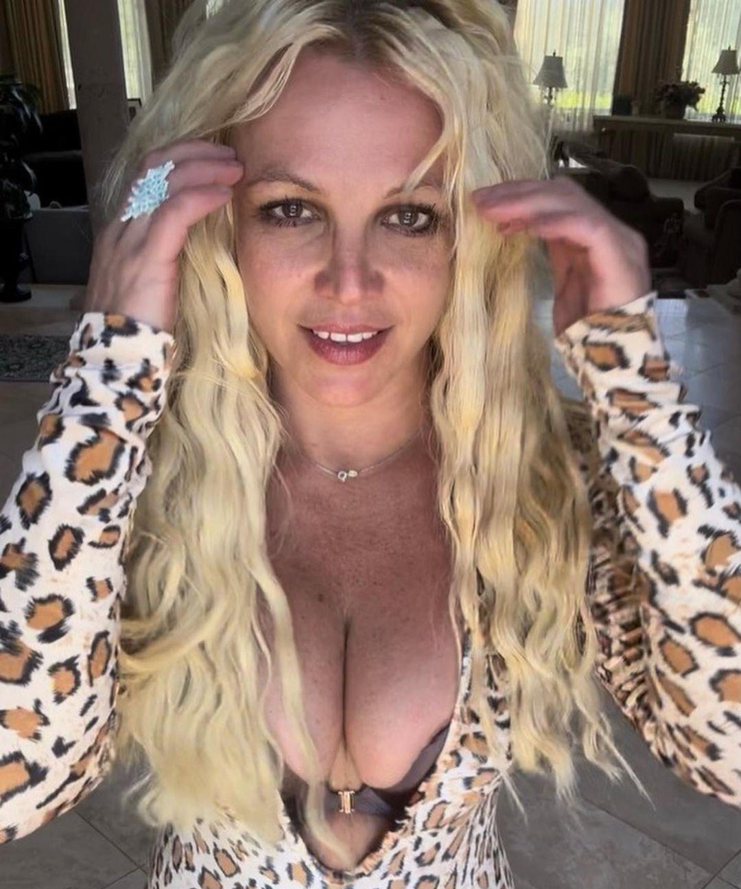 Бритни Спирс «плакала, вся в слезах» при оформлении ареста за вождение в нетрезвом виде