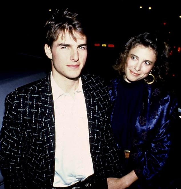 Первая жена Тома Круза Мими Роджерс предстала в Лос-Анджелесе в эффектном и привлекательном образе во время своего редкого появления на публике