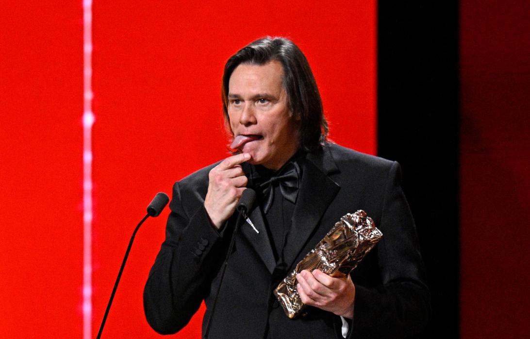 Пластический хирург Терри Даброу встал на защиту кардинально изменившегося внешнего вида Джима Керри