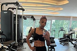 Серена Уильямс продемонстрировала стройную фигуру в купальнике, сбросив более 13 килограммов с помощью препарата для похудения