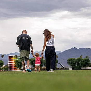 Джастин Бибер удивил новым образом на вечеринке после «Оскара»