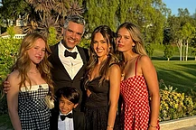 Раскрыто соглашение опеки Джессики Альбы и Кэша Уоррена над тремя детьми