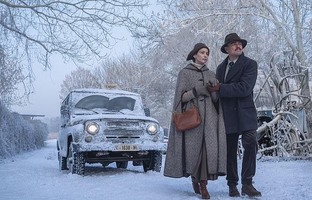 Леонардо ДиКаприо привлёк всеобщее внимание на церемонии «Оскар-2026» смелым новым образом, который заставил фанатов перепроверить увиденное; теперь стало известно, что за его преображением стоит захватывающая новая роль