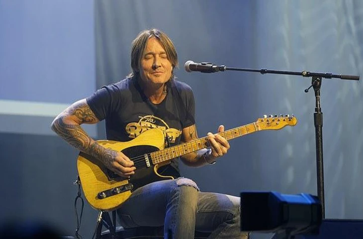 Кит Урбан впервые после развода появился на публике