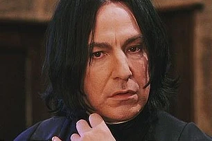 Звезда «Гарри Поттера» Паапа Эссьеду столкнулся с угрозами смерти из-за роли Снегга