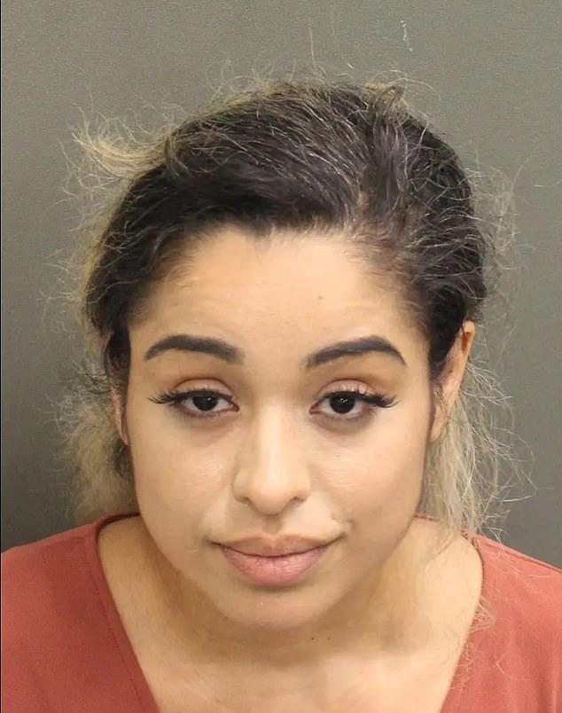 Дон Лемон рассказал, что должен был находиться поблизости от дома Рианны в ночь стрельбы в жилище певицы