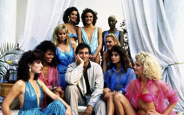 Тимоти Далтон стал всемирно известной иконой, сыграв Джеймса Бонда в 1980-х годах, спустя годы после того как получил статус секс-символа в фильме «Грозовой перевал» 1970 года