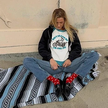 Белла Хадид продемонстрировала точеную фигуру в откровенном купальнике в новой серии снимков в Instagram