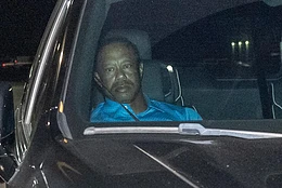 Тайгер Вудс освобожден под залог после драматической аварии во Флориде и ареста за вождение в нетрезвом виде