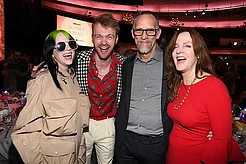 Преследователь Билли Айлиш погиб под поездом на Лонг-Айленде