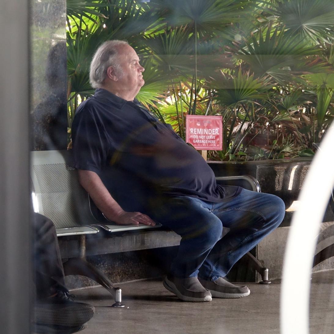 Отчужденный отец Меган Маркл, Томас Маркл, несказанно счастлив и благодарен судьбе, встречаясь со своей гораздо более молодой медсестрой