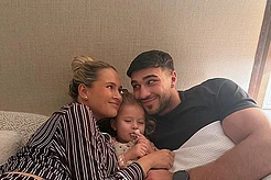 Боксер Томми Фьюри назначил масштабный бой всего через день после предполагаемой даты родов своей беременной партнерши Молли-Мэй Хейг