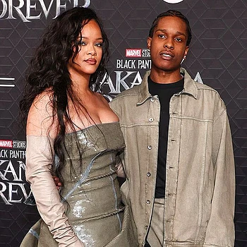 Дом Рианны атаковали, пока певица с детьми была внутри. Женщина-стрелок арестована