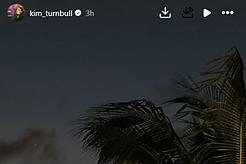 Ромео Бекхэм и Ким Тернбулл отправились в свой четвертый отпуск в этом году, приятно проводя время вместе