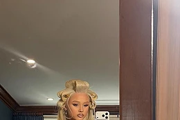 Падчерица Кортни Кардашьян, Алабама Баркер, готовит «что-то интересное»