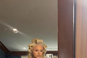 Падчерица Кортни Кардашьян, Алабама Баркер, готовит «что-то интересное»