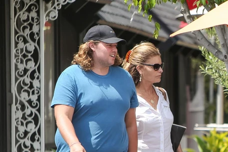 Кристофер Шварценеггер попрощался со своей старой фигурой