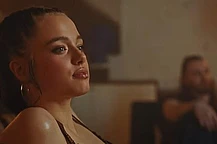 Дочь Анджелины Джоли Шайло получила роль в новом клипе K-Pop певицы Даён не по блату