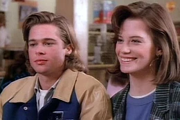 Актриса 80-х и 90-х годов замечена на протесте в Палм-Дезерте