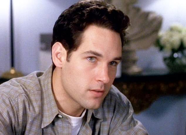 Поклонники Пола Радда были в недоумении, когда актеру исполнилось 57 в понедельник, а многие заявили, что он «не постарел ни на день» за 30 лет