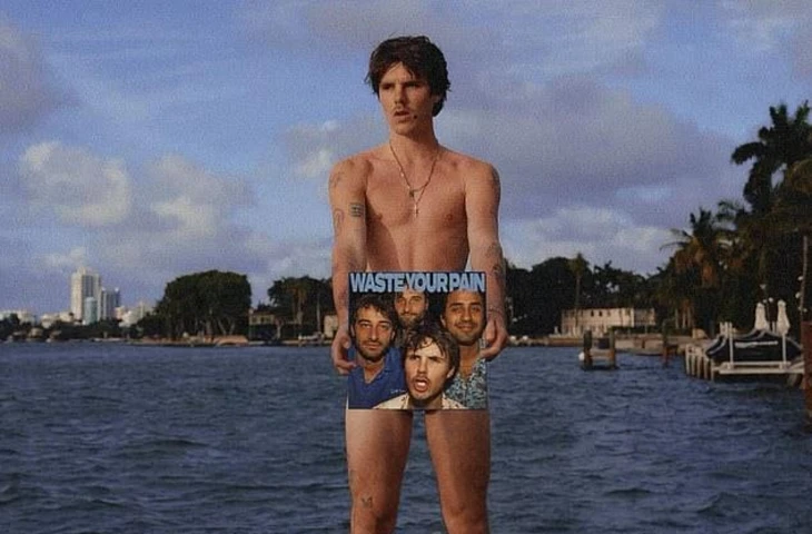 Виктория Бекхэм шокирована откровенным фото сына Круза для продвижения нового сингла