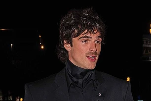 Возможно, зарождается новый громкий роман: Джейкоб Элорди целовался с Кендалл Дженнер на Coachella