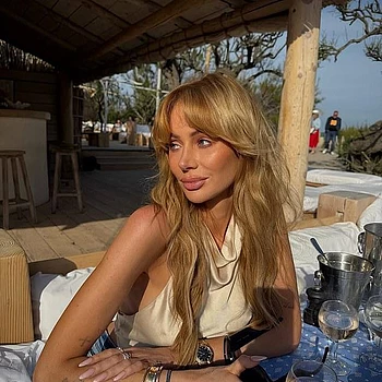 Оливия Этвуд язвительно высказалась о блогерах Коачеллы