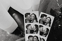 Братья Райана Томаса подшутили над ним после его слов о том, что его невеста Люси Мекленбург выглядела «влюблённой» в него во время их недавней поездки в Копенгаген