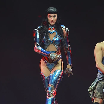 Австралийские власти расследуют дело Кэти Перри после громких обвинений Руби Роуз в сексуальном насилии