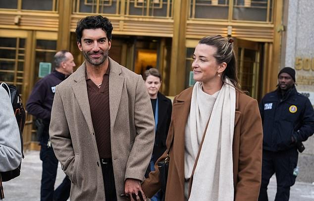 Райан Рейнольдс развеял сомнения в прочности своего 13-летнего брака с Блейк Лайвли на фоне ее затягивающегося судебного разбирательства