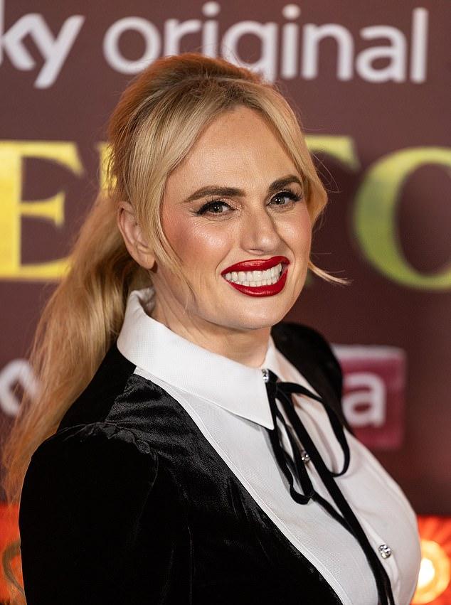 Ребел Уилсон обвиняют в кибератаке на актрису, приведшей к утечке её интимных фото.