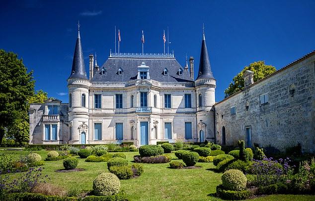 Бейонсе и Джей-Зи, по сообщениям, присматривают роскошный замок XVI века в винодельческом регионе Бордо, Франция